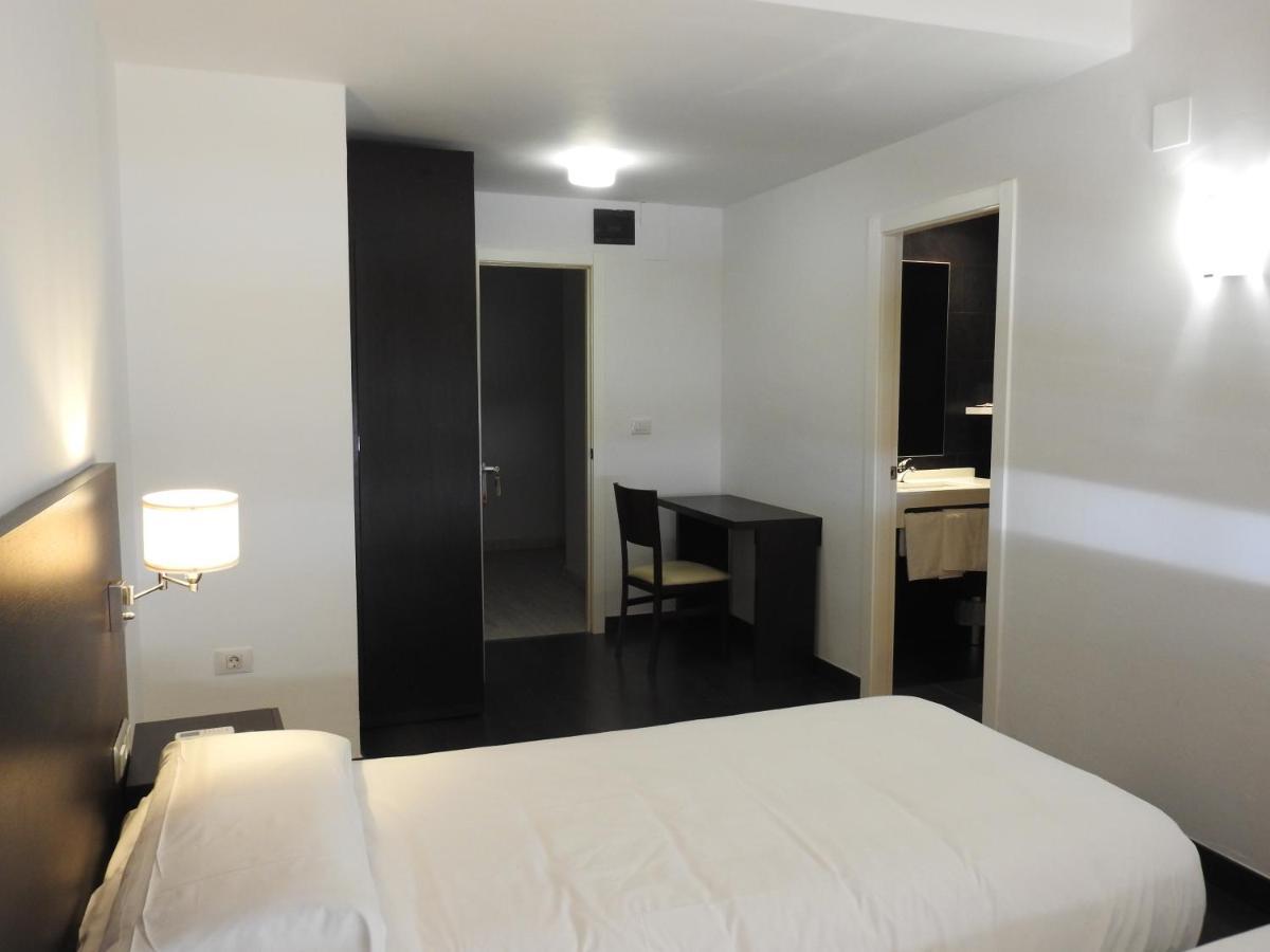Hostal Meson De Paco Cariñena Kültér fotó